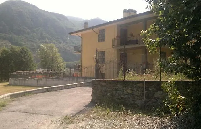 Apartment Champdepraz Casa Vacanze *